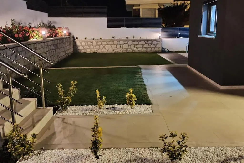 Cesme Dalyan'Da, Triplex Muestakil, Havuzlu Villa